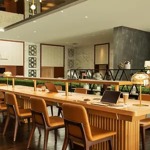 Sheraton Grand Hotel, ОАЭ