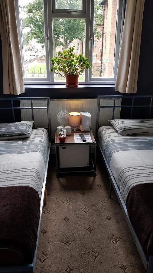 Hour Glass Hotel London